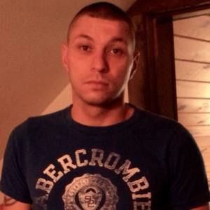 Meet your Posher, Nicholas